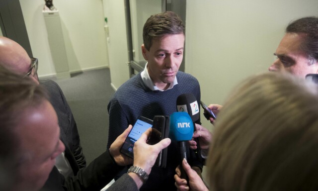 Hareide har fått flere SMS-er som krever krisemøte etter Ropstads møte med Høyre
